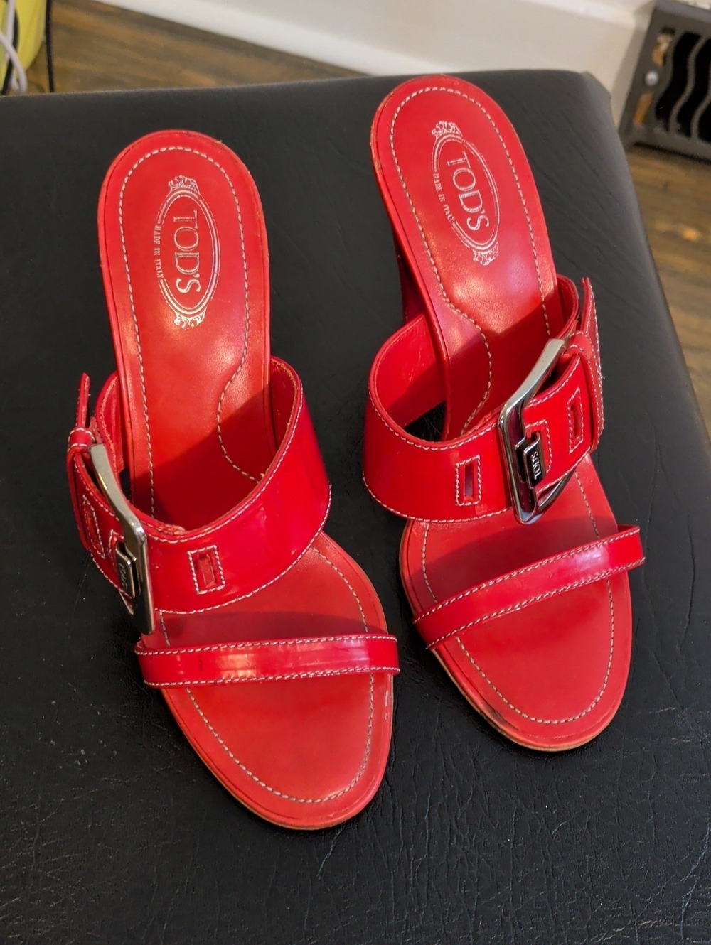 TOD'S red patent leather buckle strap high heel sandals - size 37